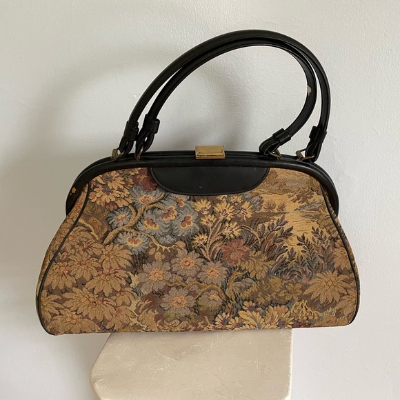 Verdi Vintage Tapestry Carpetbag Handled Purse - Picture 9 of 11